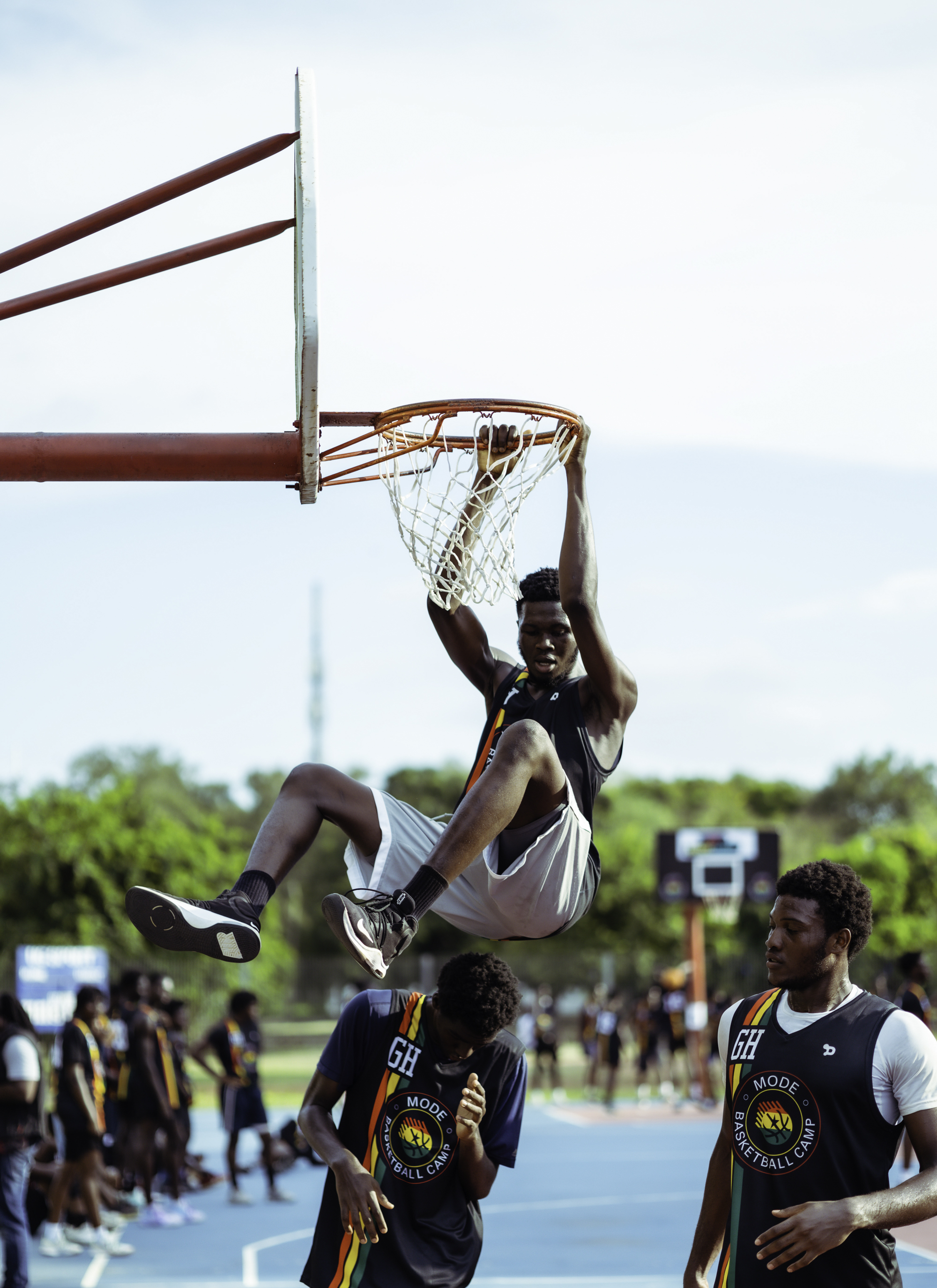 BASKETBALL - Image 3