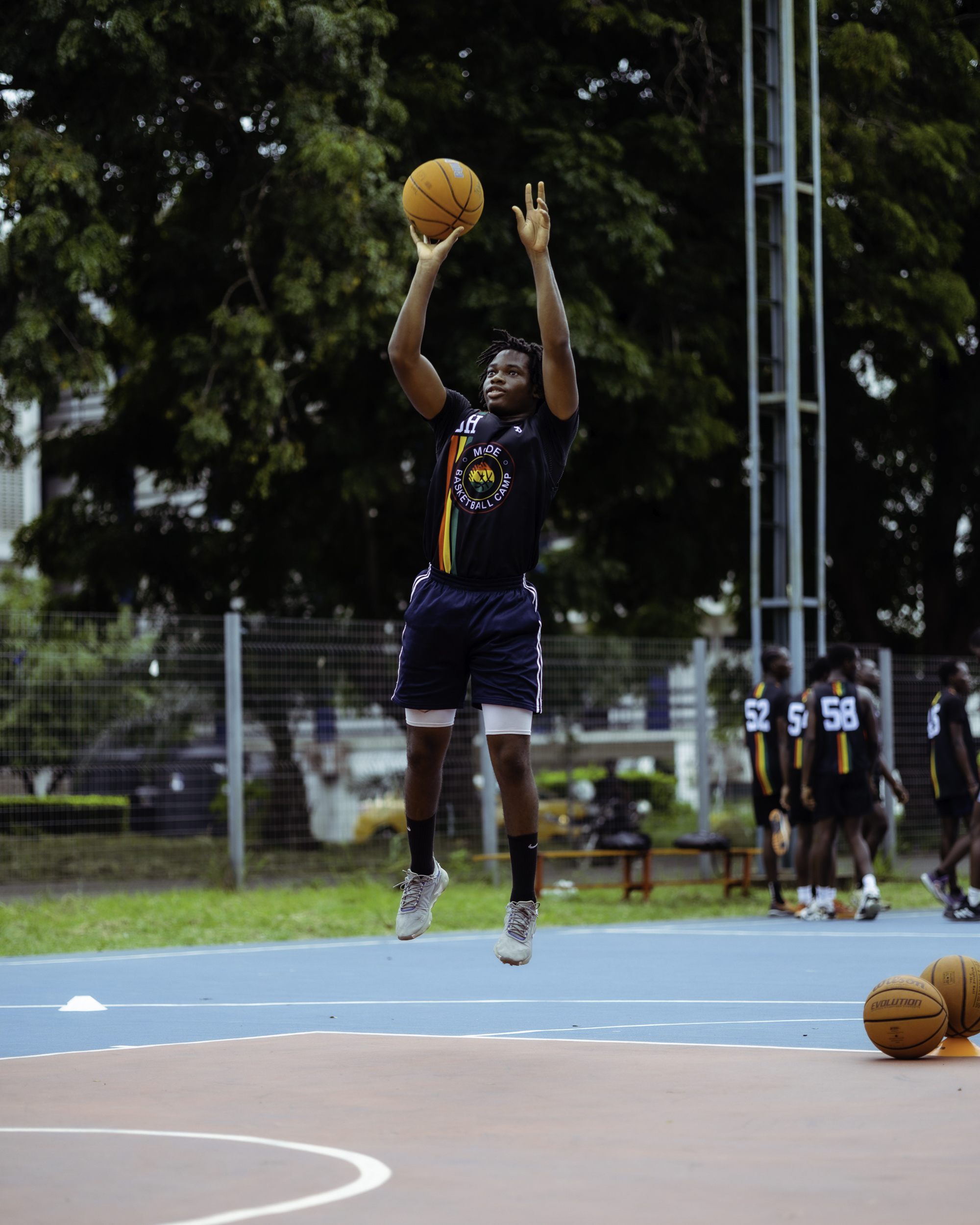 BASKETBALL - Image 8